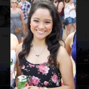 Meet your Posher, Valerie